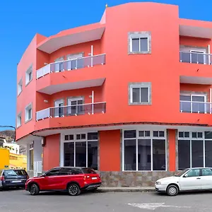https://apartamentos-la-aldea-suites.in-canary-islands.com